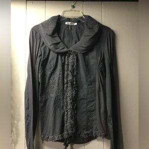 Monoreno grey top embellished with lace. Size M
